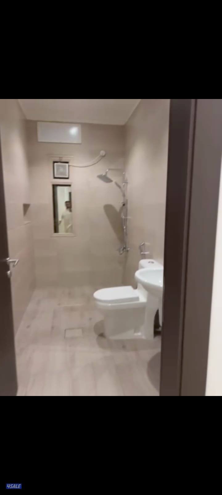 للإيجار شقة العقيلة جديدة كبيرة &شقق فنيطيس مسايل بيت صباح السالم قصور2