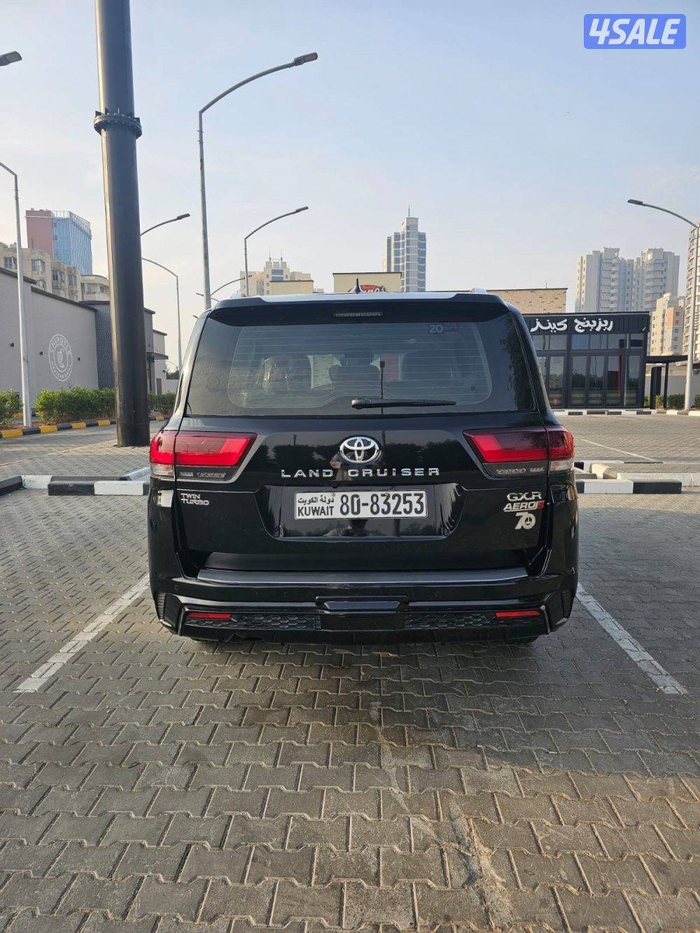 لاند موديل ٢٤ ماشي ٢٧ اسود المالك الاول بحاله الوكاله7