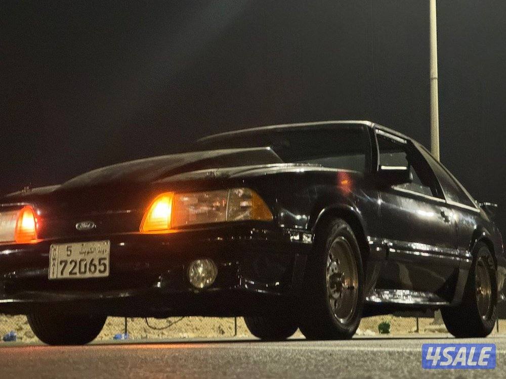 للبيع فورد موستنق gt 19930