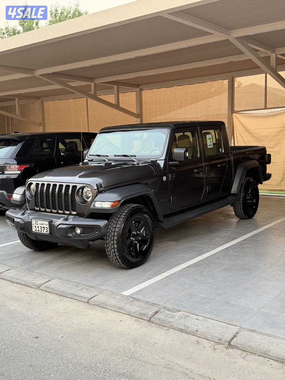 للبيع Gladiator 2021 عداد 801