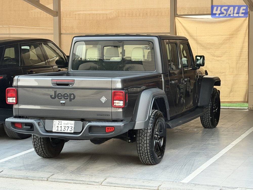 للبيع Gladiator 2021 عداد 802