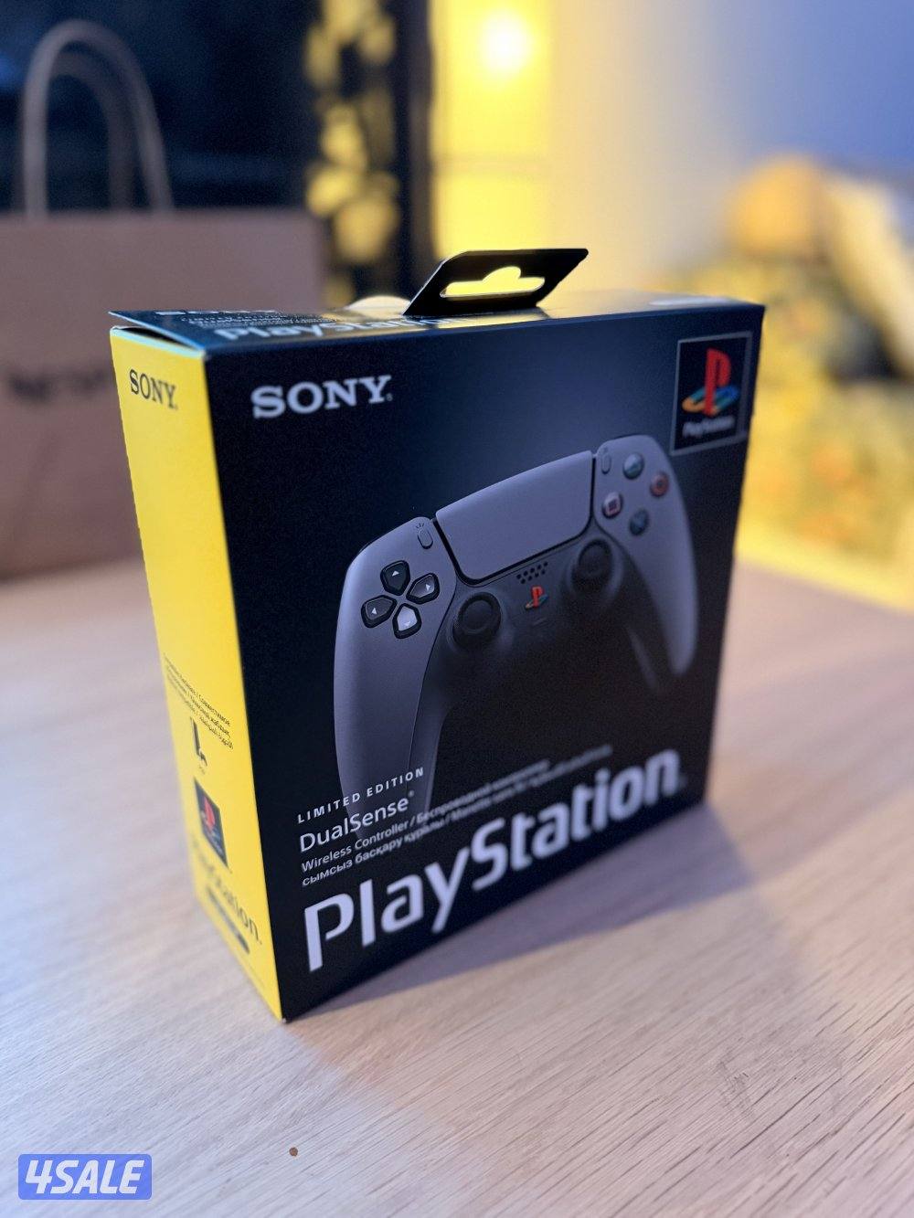 PS5 controller anniversary edition0