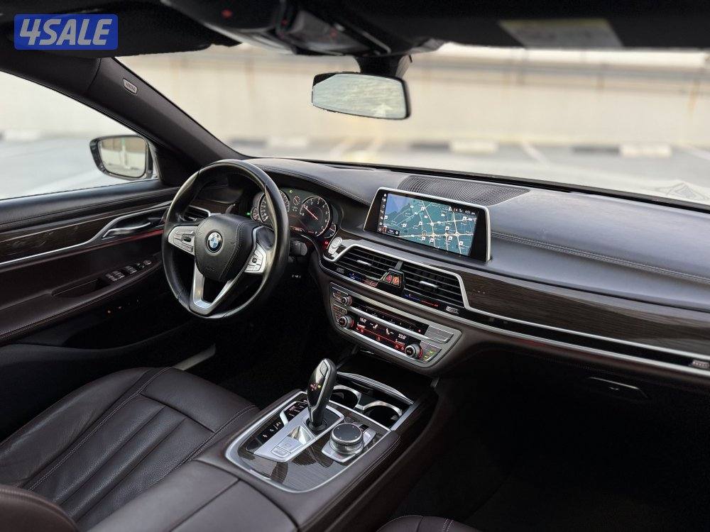 للبيع بي ام L730 الفل مواصفات 750موديل 2018 ماشي 150 شرط الفحص5