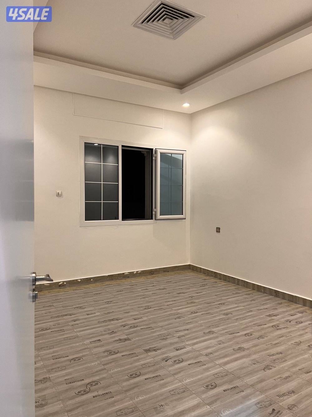 للأجار شقه تشطيب سوبر دولكس الصباحيه بجانب دوار المنقف4