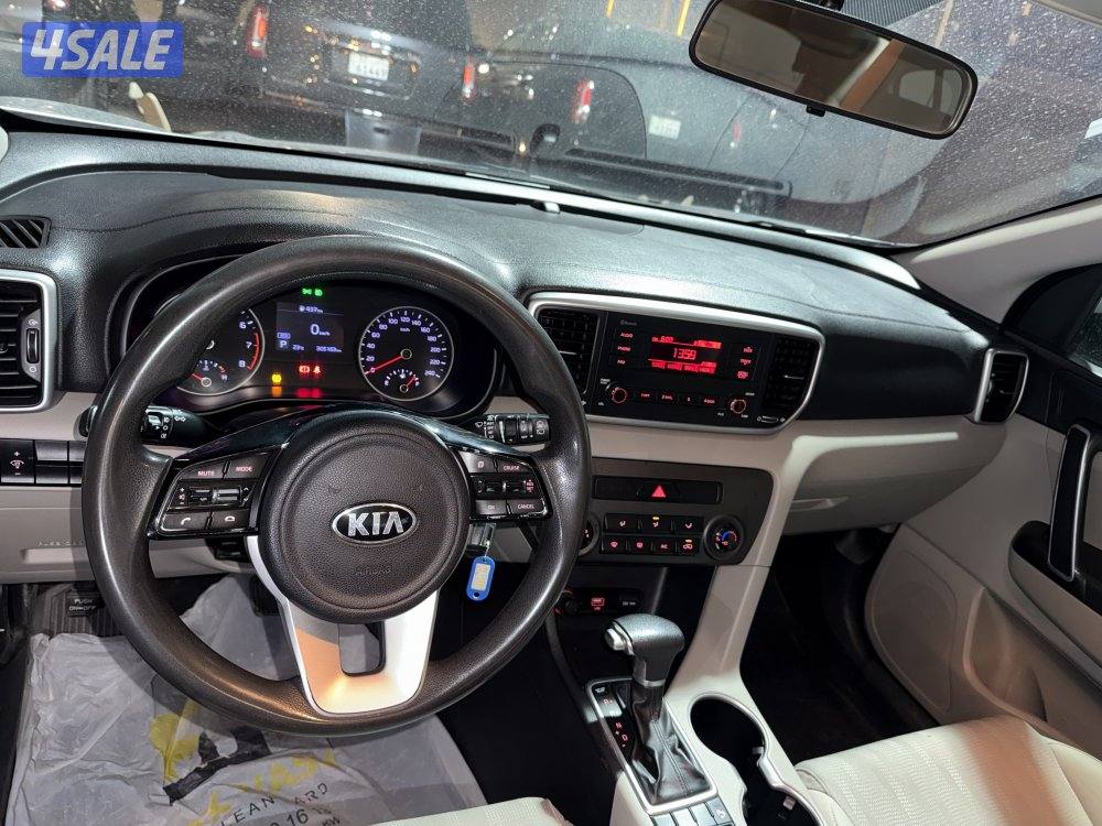 للبيع كيا سبورتاج وارد الوكاله3