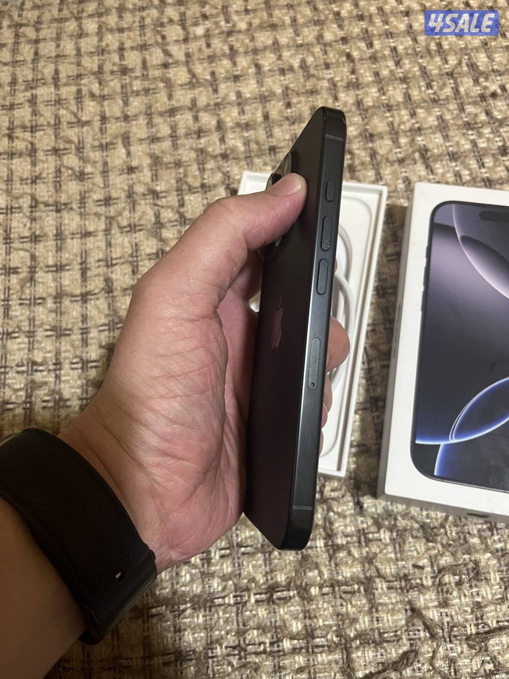 آيفون 16 برو اسود 2564