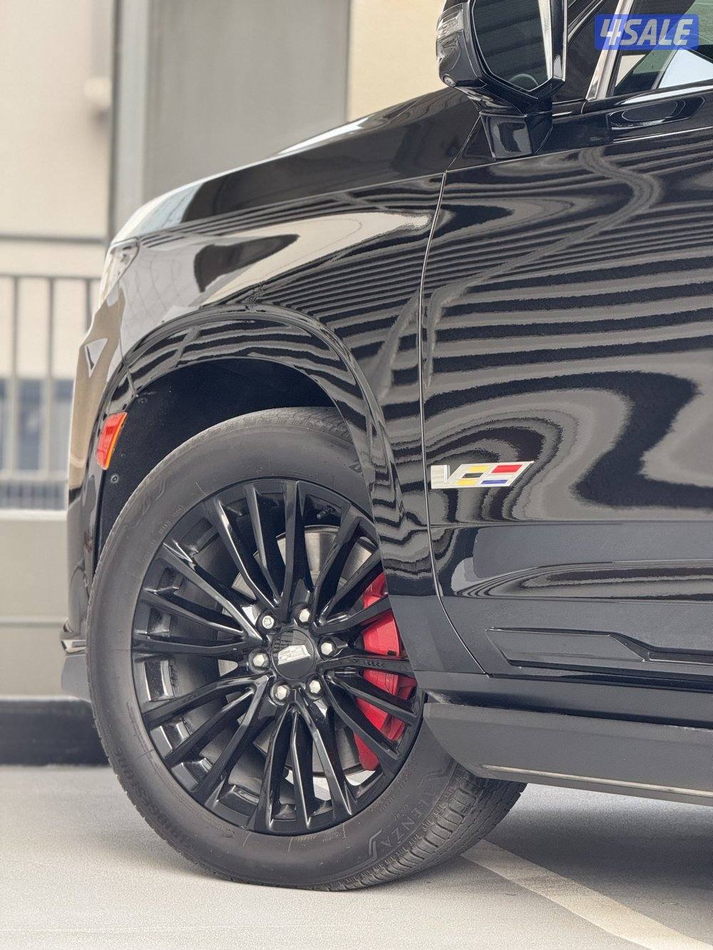 Escalade-V / 2023 / 40 km3