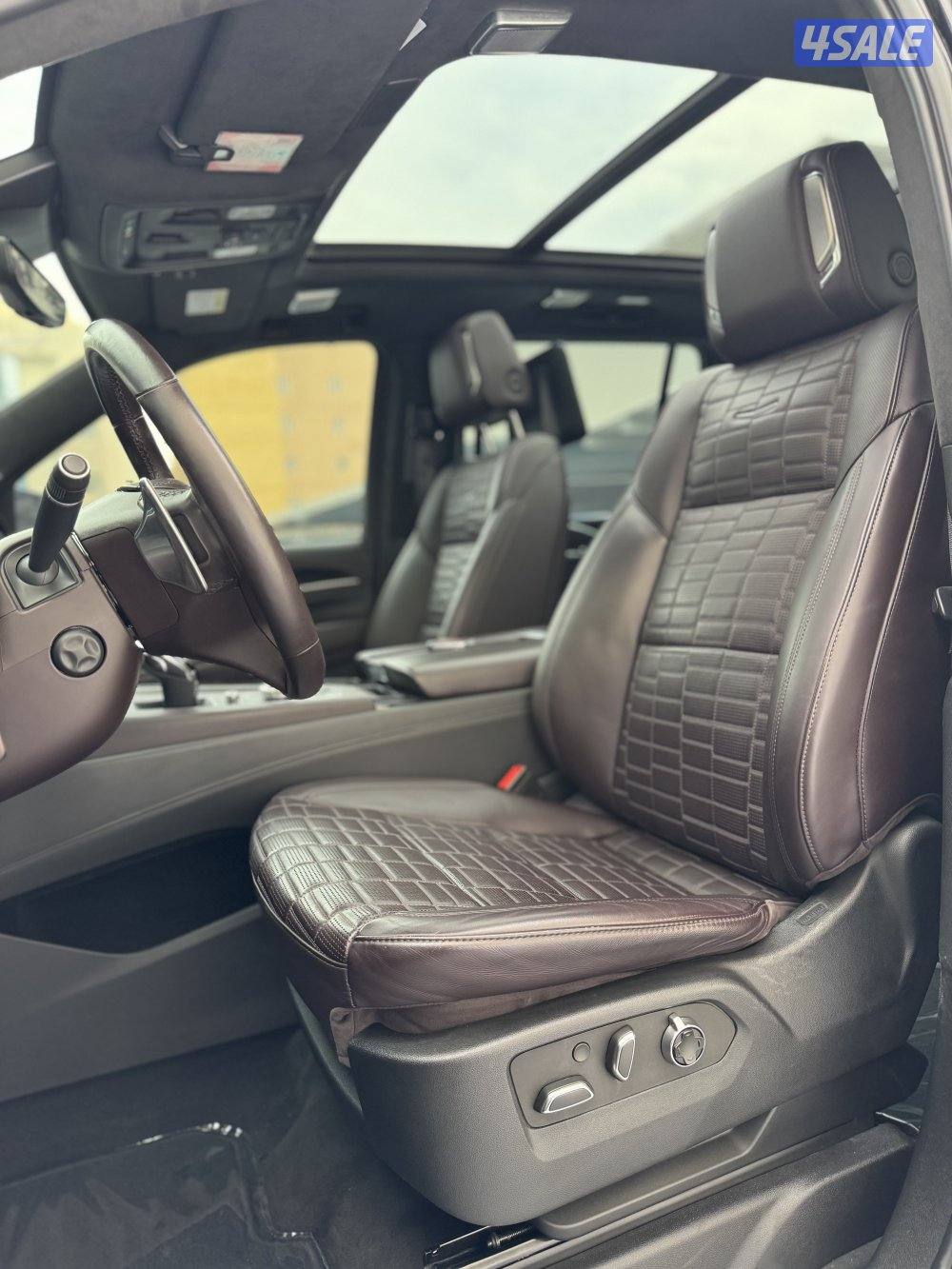 Escalade-V / 2023 / 40 km7