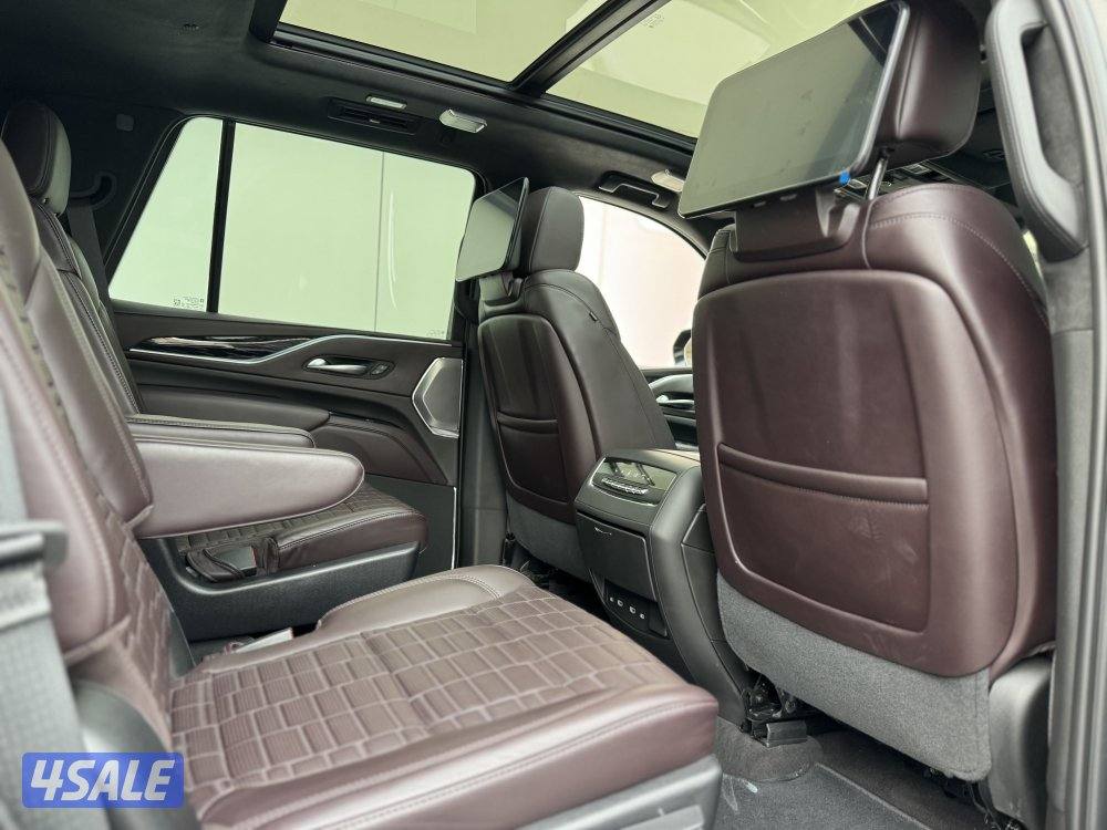 Escalade-V / 2023 / 40 km8