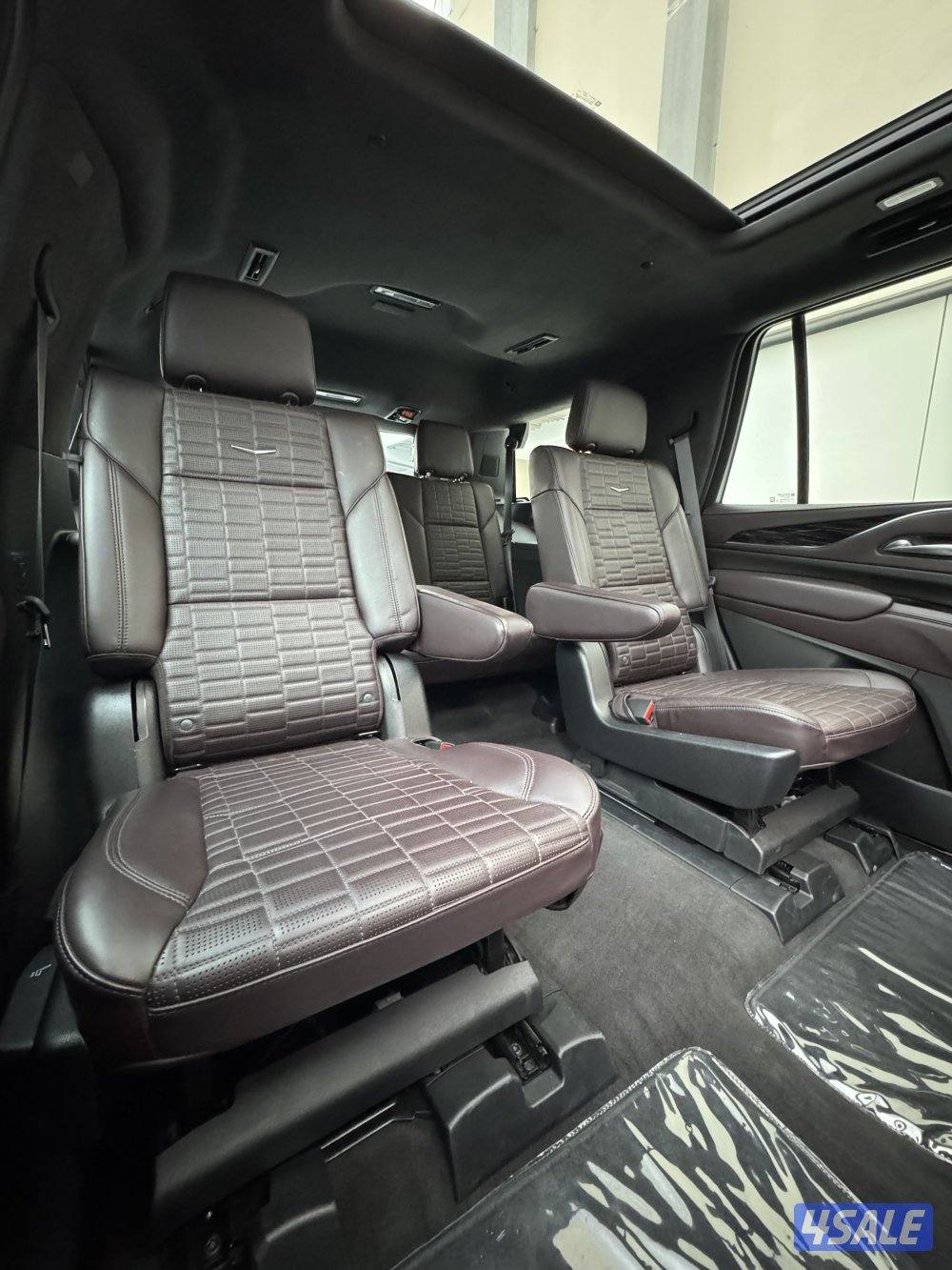 Escalade-V / 2023 / 40 km9