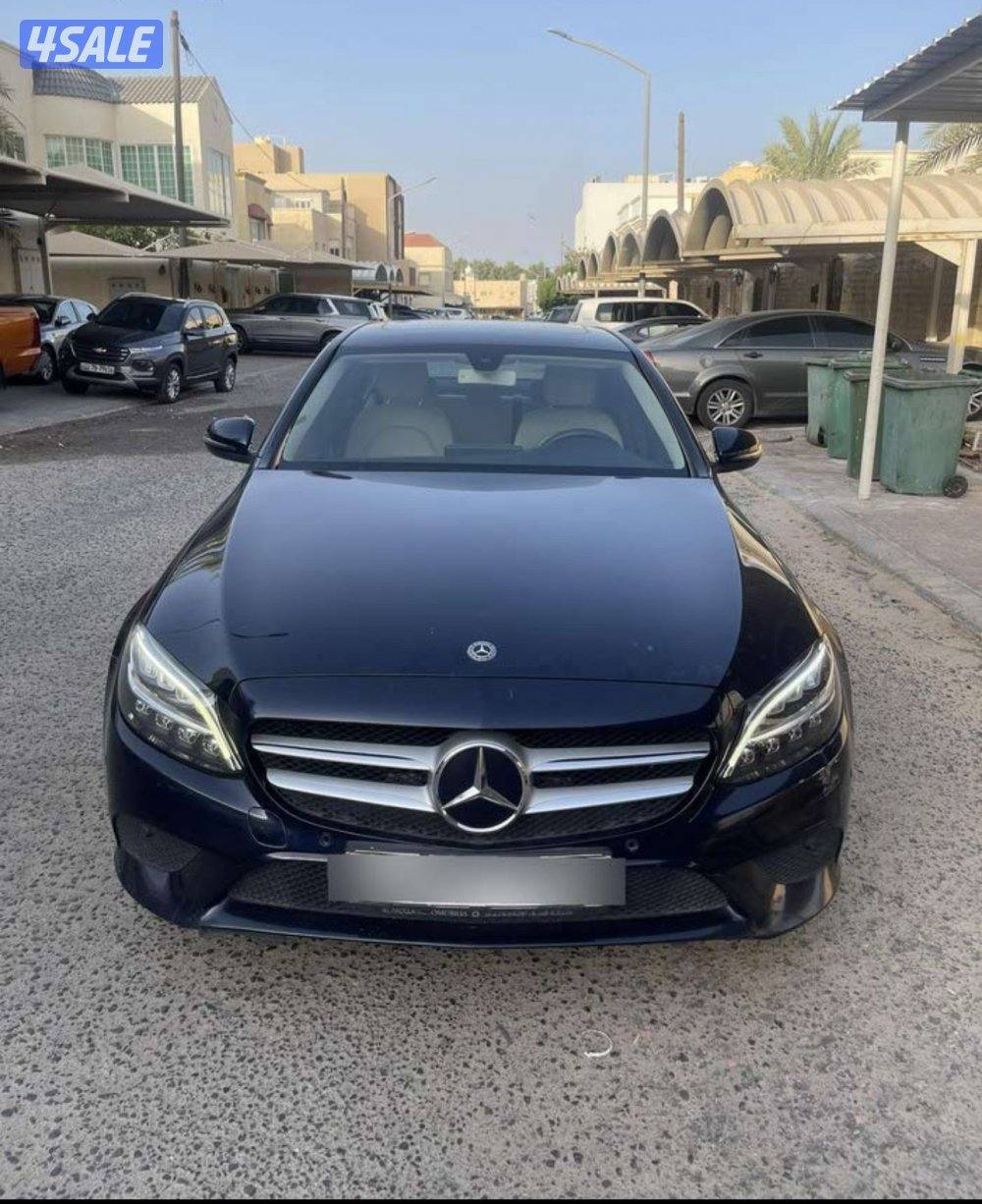 للبيع مرسيدس c200 موديل 20196