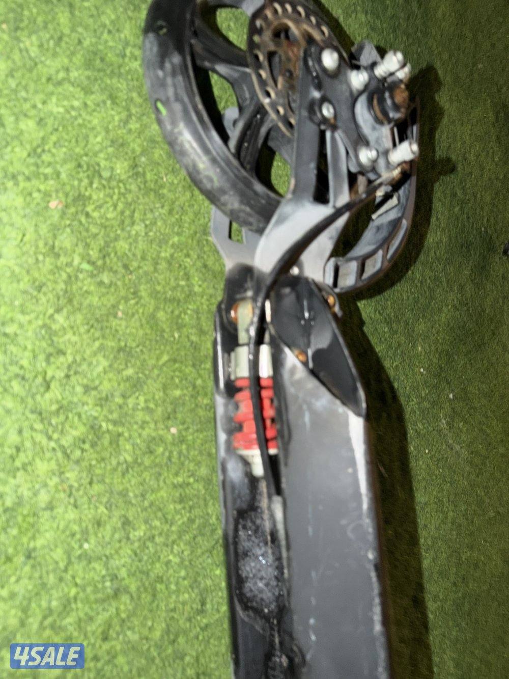 سكوتر بحاله جيدة و احتاج فلوسه1