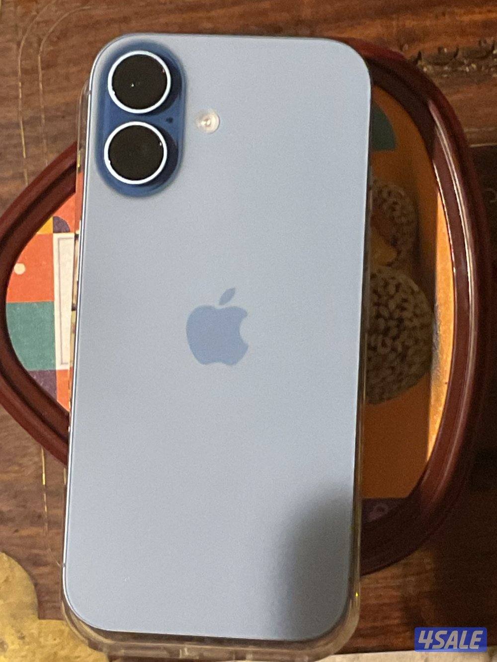 iPhone 17 blue mist 2562