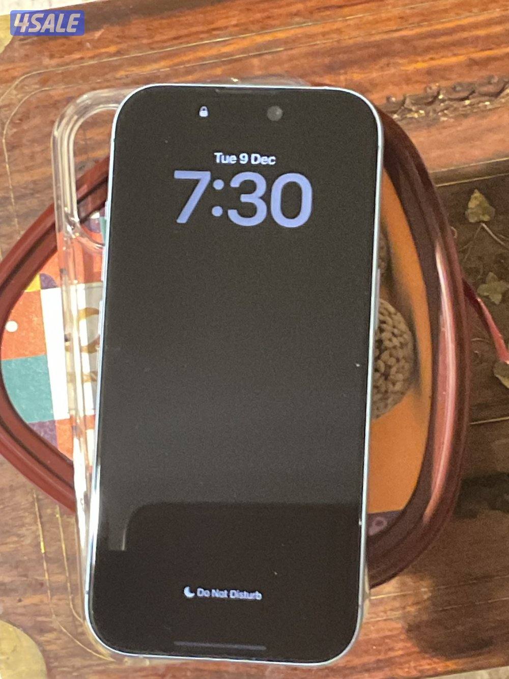 iPhone 17 blue mist 2563