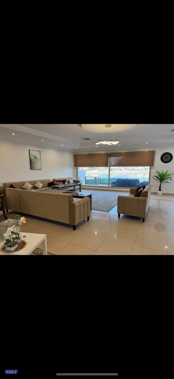 دورين 8 غرف على الخور نظيف وموقع عائلي2