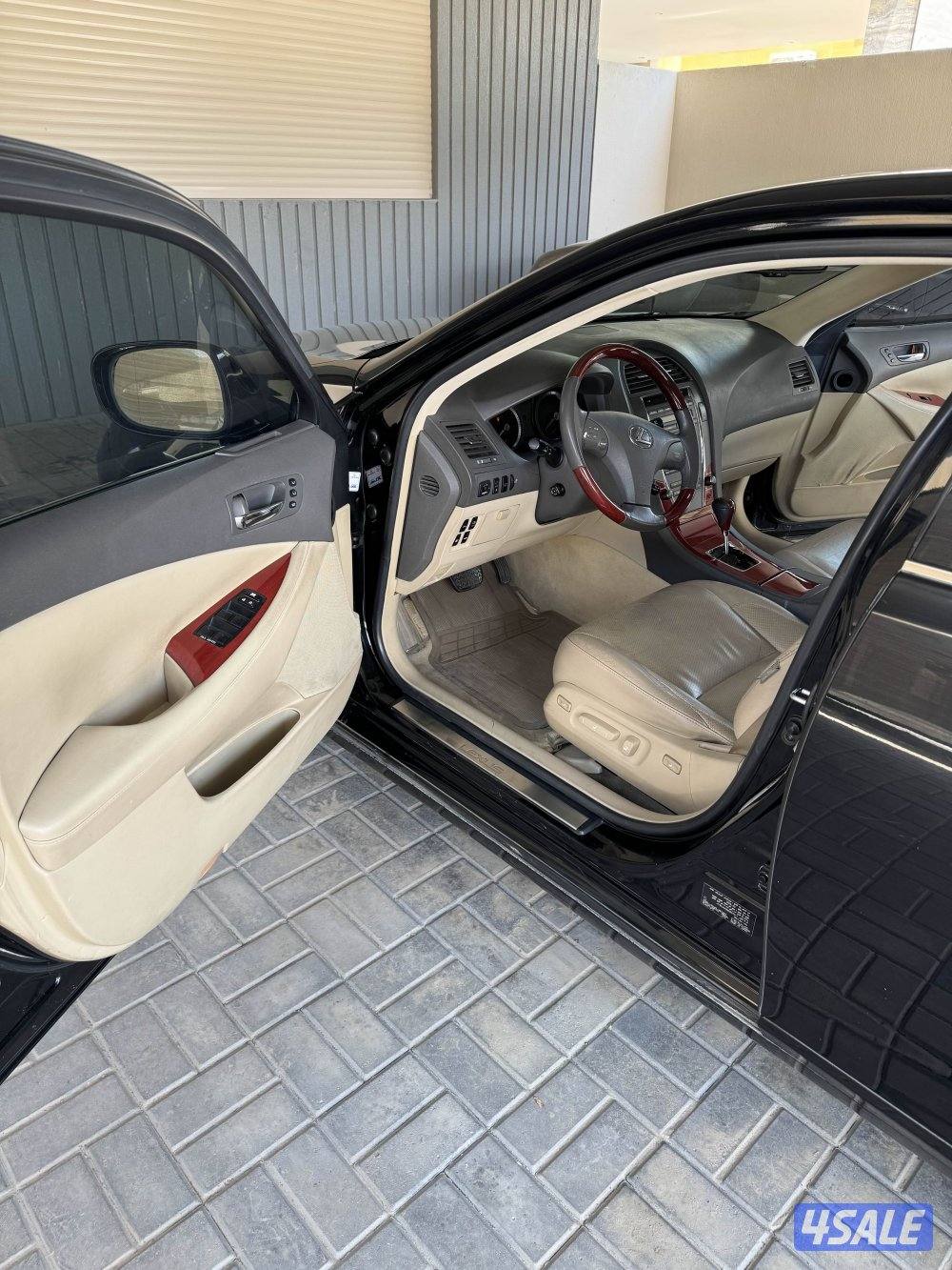 ES350 , الساير ، ٢٨١ الف كم ، فواتير صيانة كاملة ، بحالة ممتازة ،9