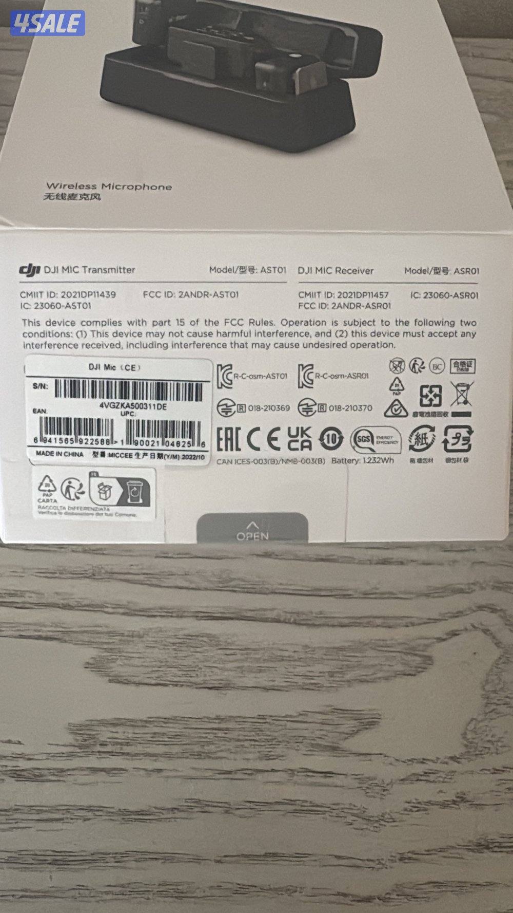 مايكروفون DJI MIC شبه جديد استعمال مرتين فقط3