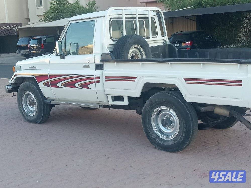 تويوتا شاص لاندكروزر ٩٨ بحاله جيده شرط الفحص5