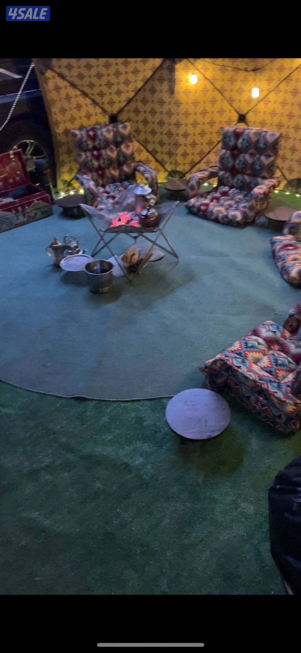 اجار كرفان مكون من غرفة نوم وصاله وحمام ومطبخ متكامل وقعده خارجيه أرضي4