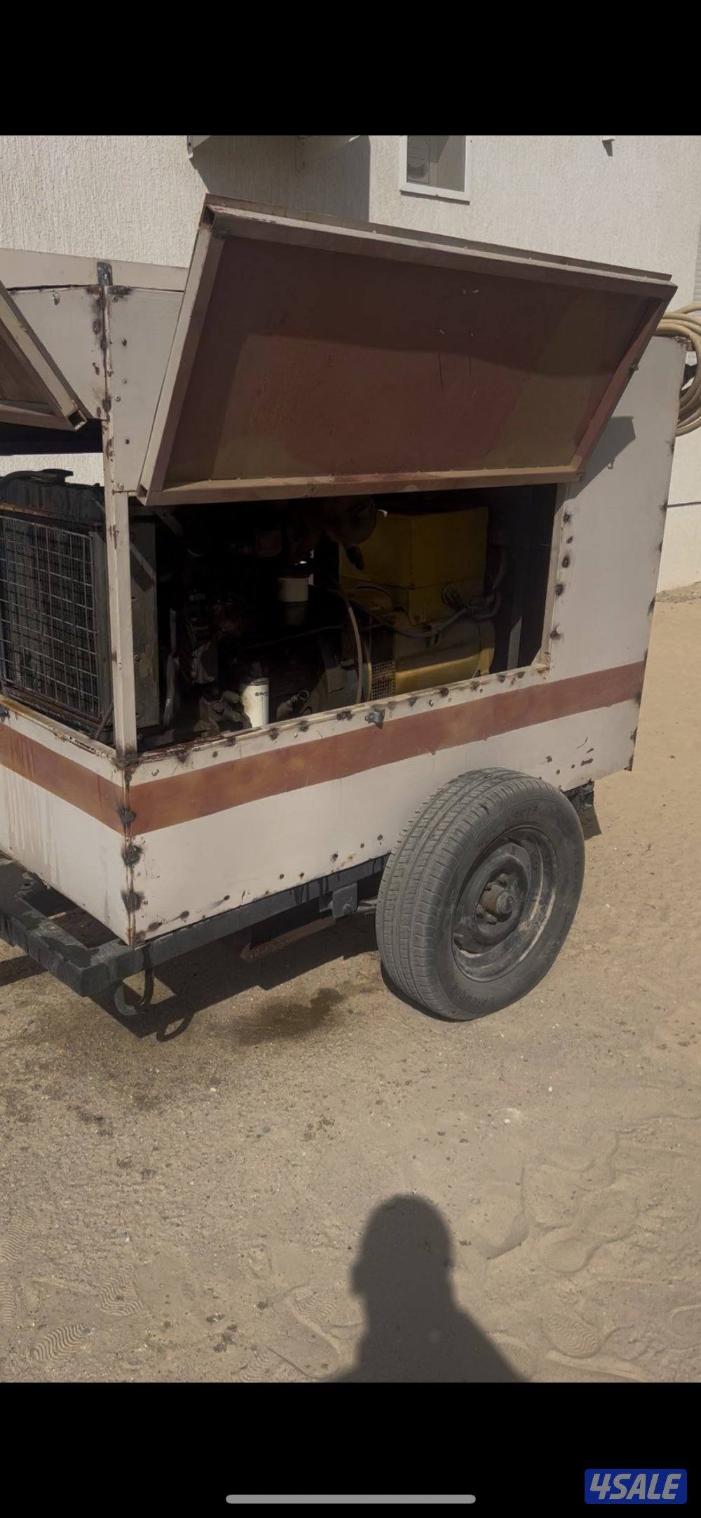 مكينه بيركنز 2004 حجم 33 صافي 27امورها طيبه لاحراره ولاتشتكي من شي0