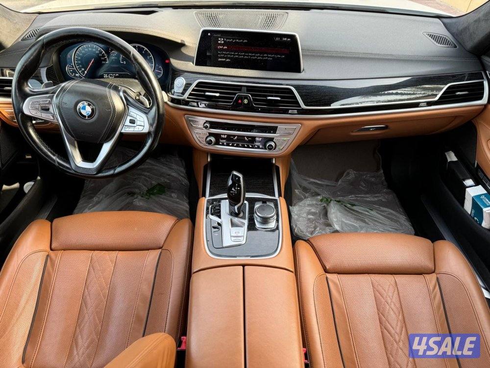 بي ام دبليو740LIموديل ٢٠١٨بحاله ممتازه5