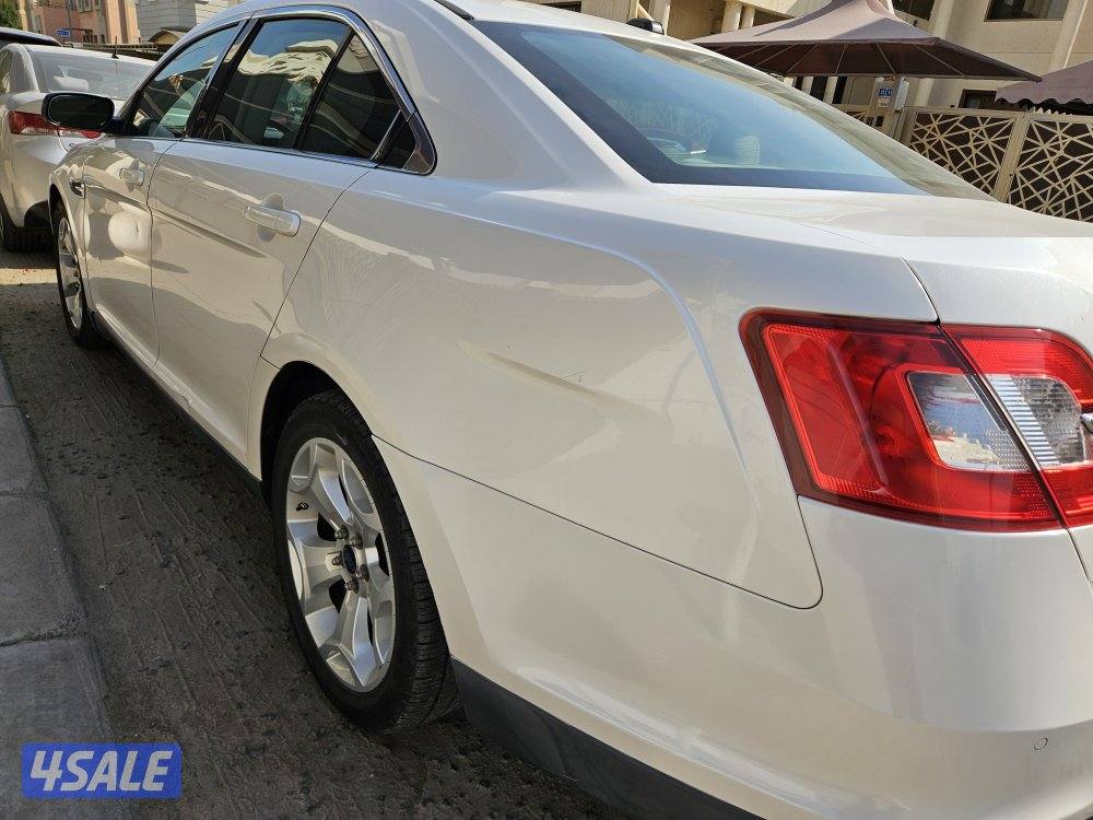 فورد توروس 20111