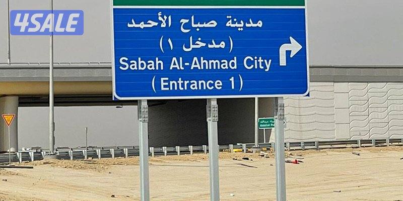 ايحار شقه في صباح الاحمد ٣ غرف وحده ماستر وغرفه خ و٣ حمامات وصاله0