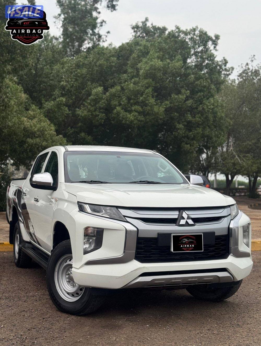 للبيع وانيت مستوبيشي L200
موديل 2023
عداد 103 الف 4×4 صبغ الوكالة2