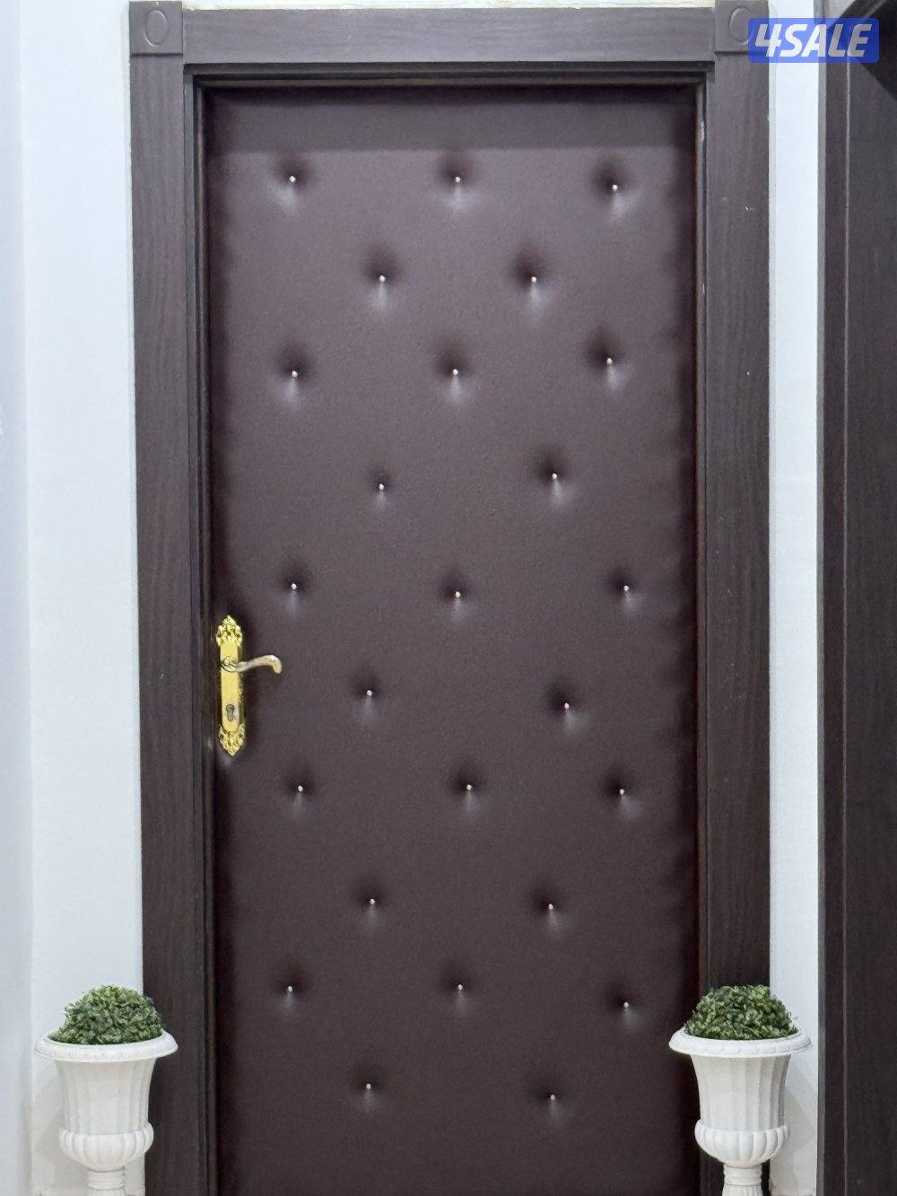 للإيجار شقة 3 غرف وحمامين وغرفة صغيرة ومطبخ عوايل فقط7