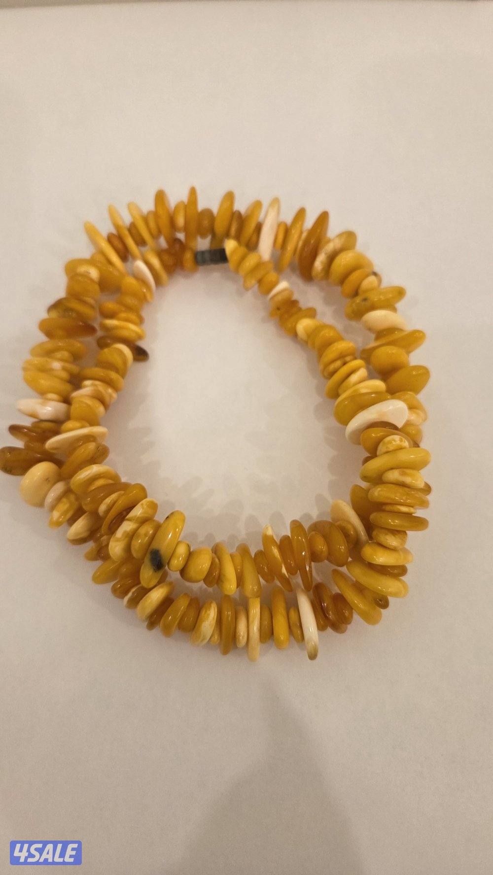 للبيع عقدين كهرب شفاف قديم جدا انتيك و ابيض طباشيري بولندي7