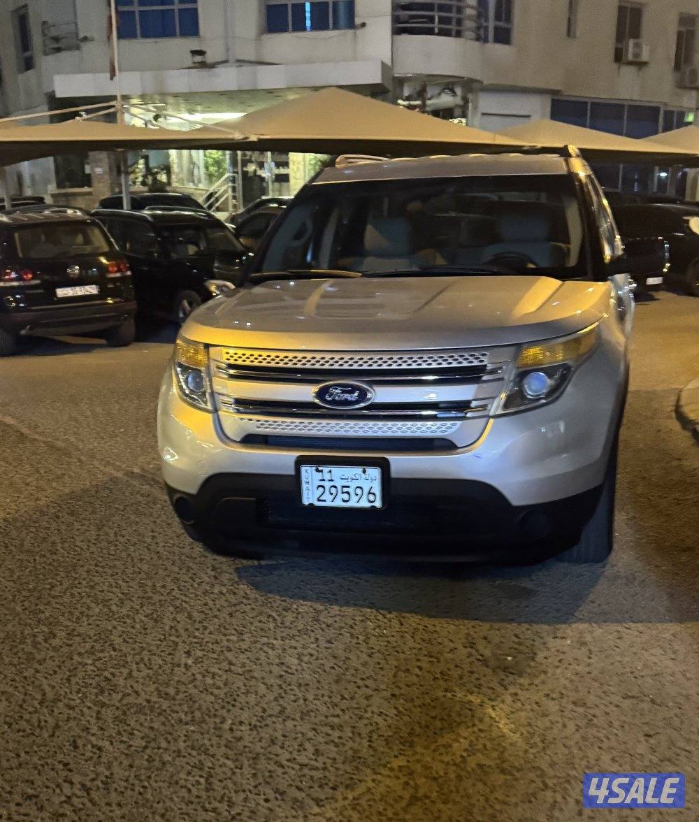 بحالة الوكالة جيب فورد اكسبلورر 20121