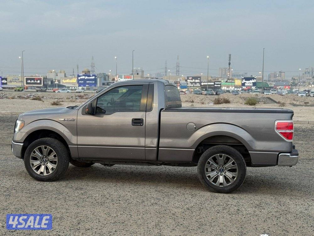 وانيت فورد 2014 بحالة نظيفه جدا4