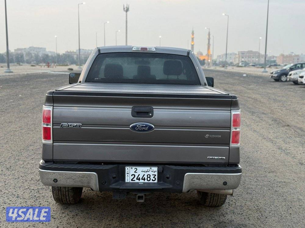 وانيت فورد 2014 بحالة نظيفه جدا5