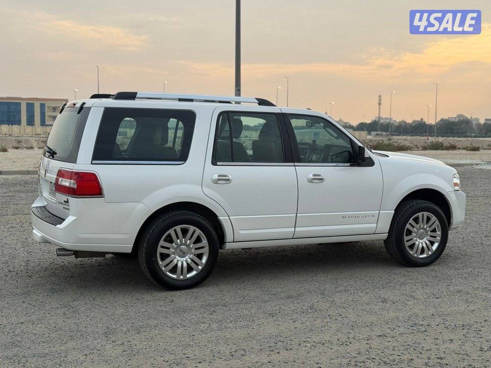 نافيجيتور الفل وبحالة المصنع10