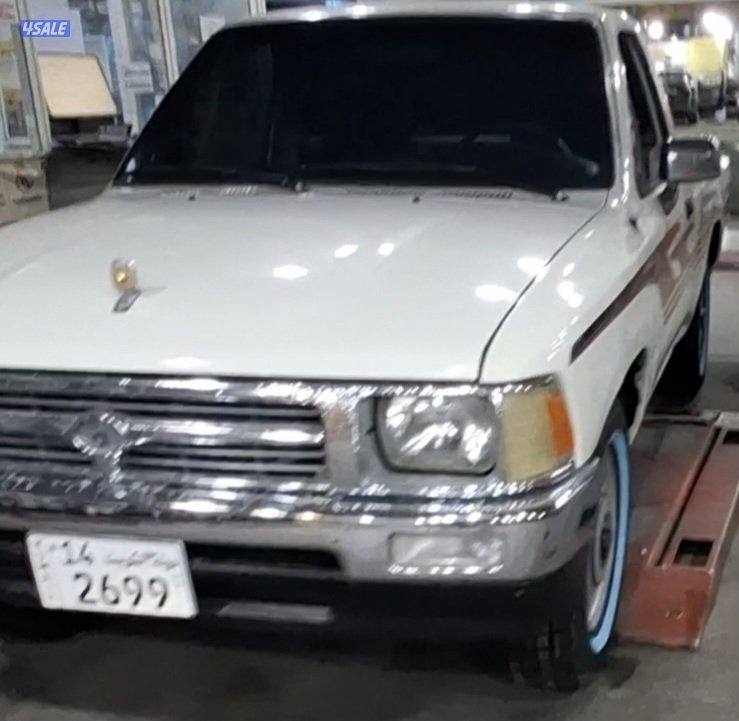 للبيع تويوتا هايلوكس موديل 91 نظيف1