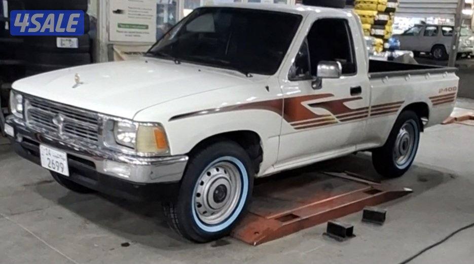 للبيع تويوتا هايلوكس موديل 91 نظيف0