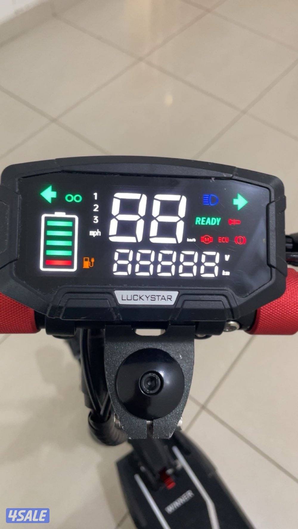 سكوتر نظيف جداً1