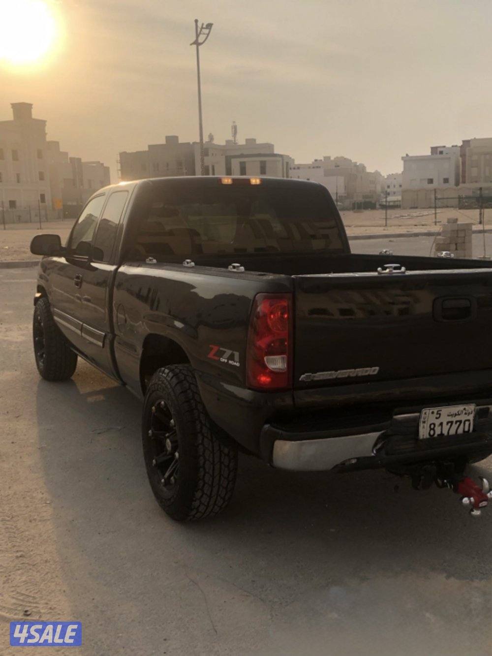 للبيع سلفرادو غماره ونص Z71 موديل ٢٠٠٤ دبل قير شغال تكييف ثلج6