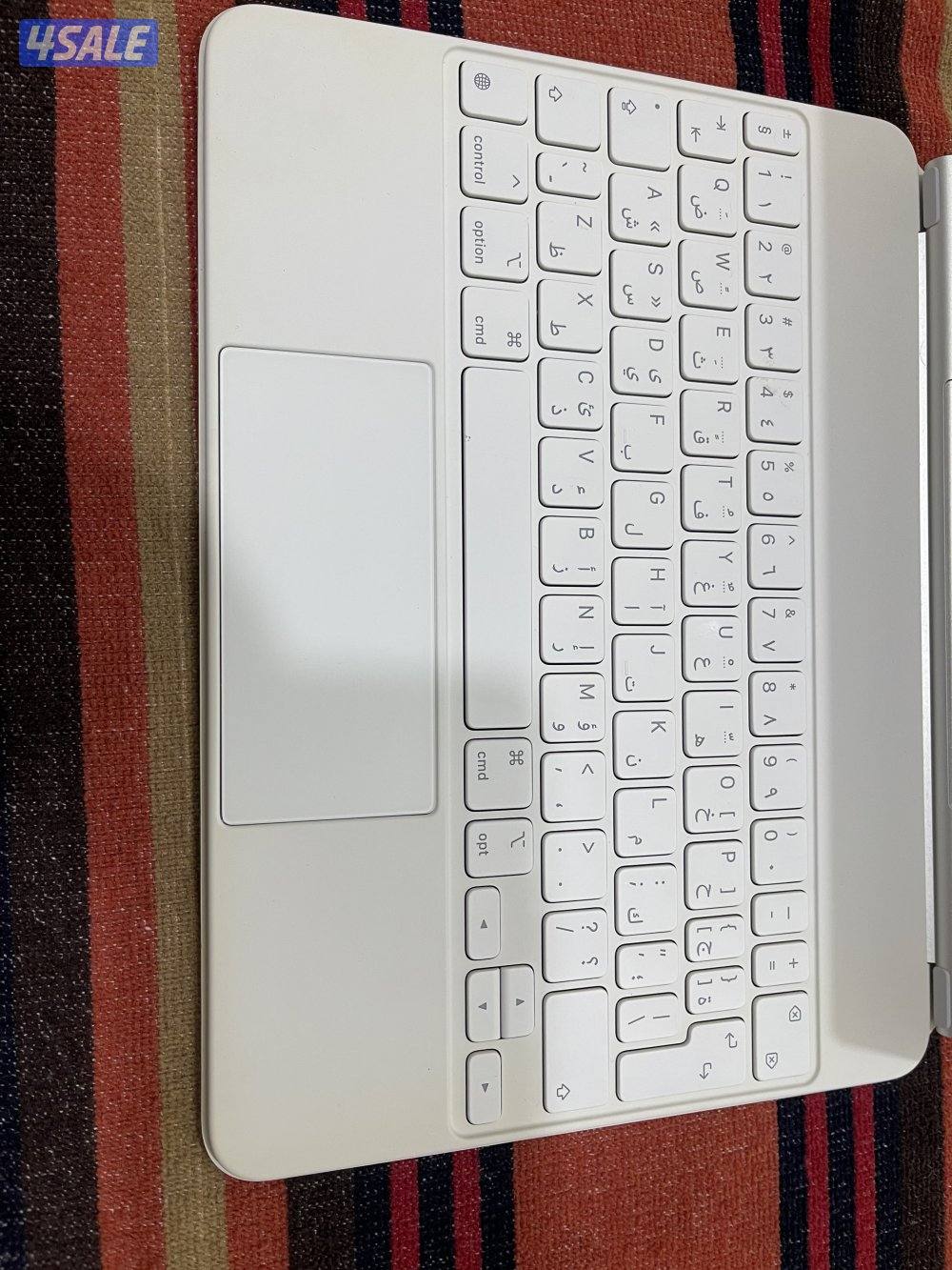 كيبورد ابل ماجيك الاصلي11 بوصة نظيف وشغال تمام1