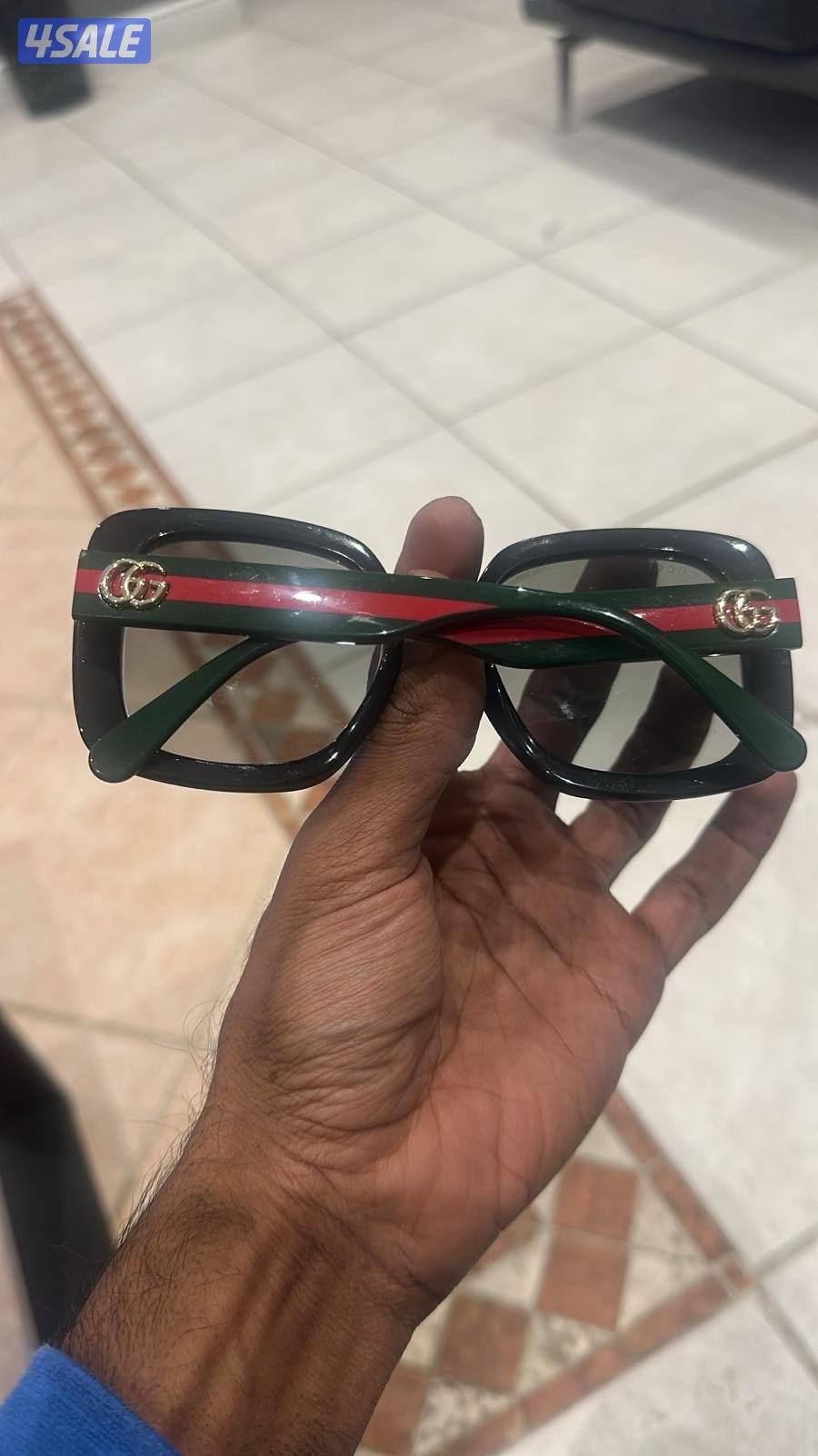 للبيع نظارة غوتشي أصليه1