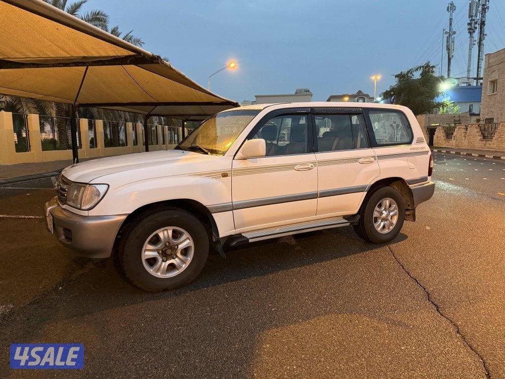 لاندكروزر20028