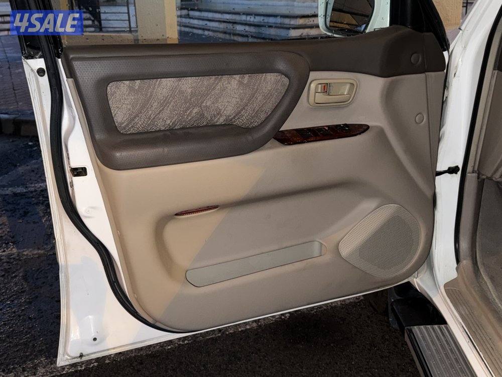 لاندكروزر20029