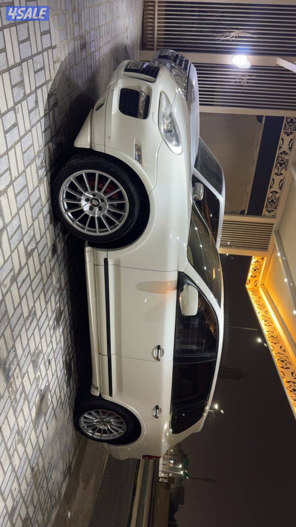 للبيع كايين GTS  واردالوكاله بحاله الوكاله كامل الموصفات ماشي 180 الف0