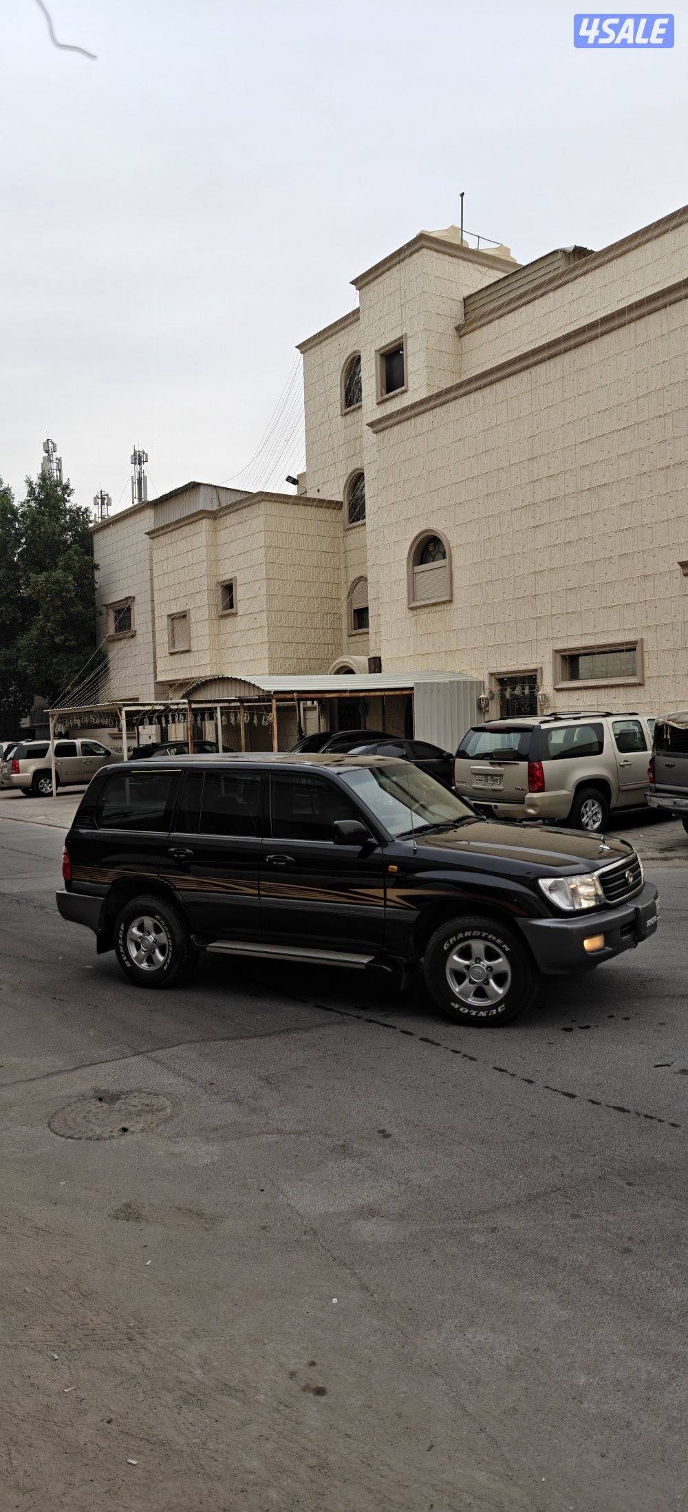 لاند كروزر 20003