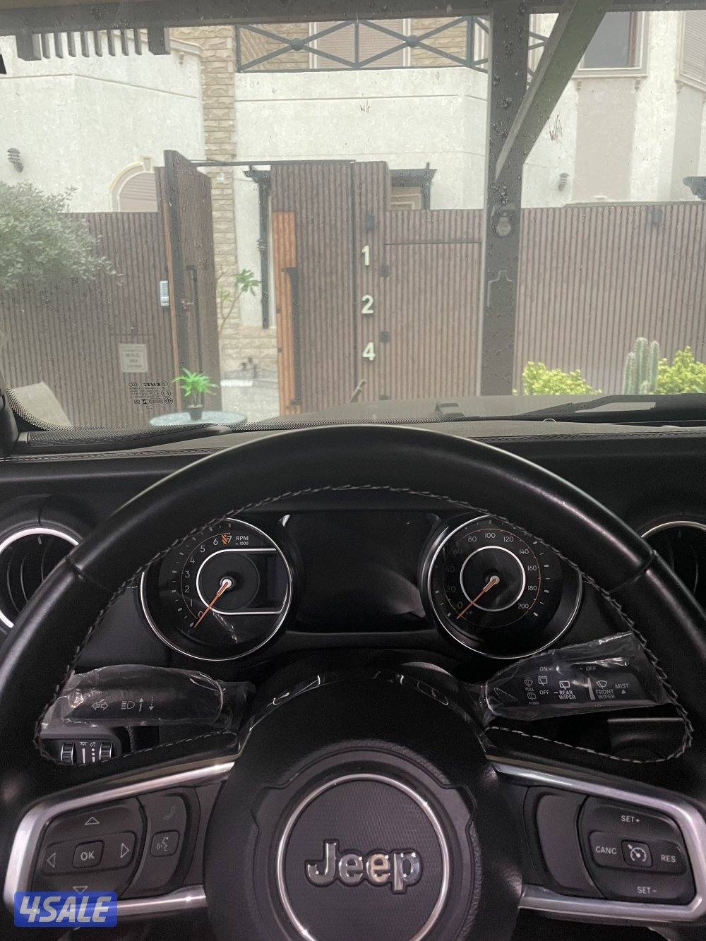 للبيع جيب رانجلر صحارى 20227