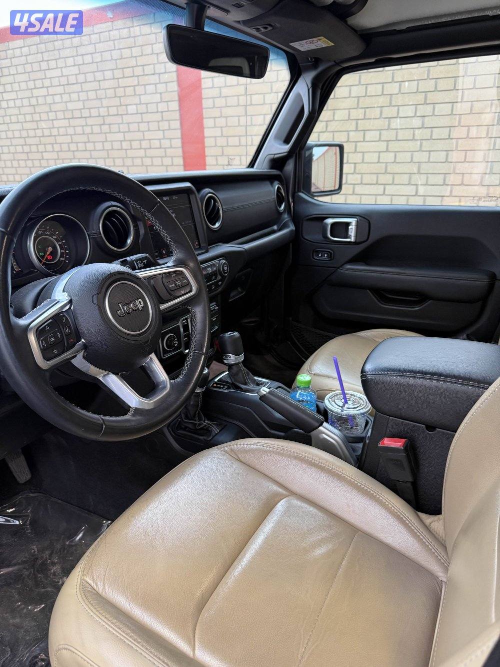 Jeep wrangler sahara5