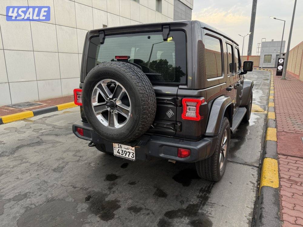 Jeep wrangler sahara10