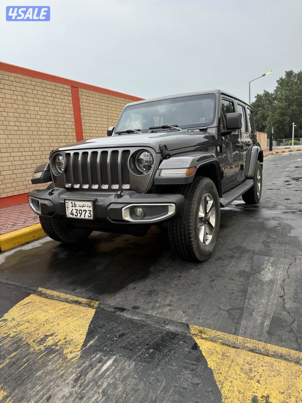 Jeep wrangler sahara11