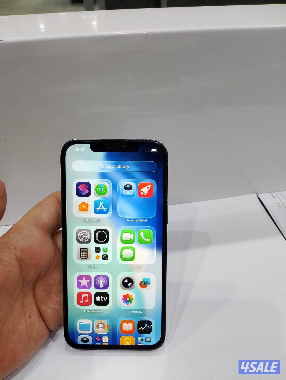 ايفون 12 برو ماكس. 256. زيرو ضريبه مصر10