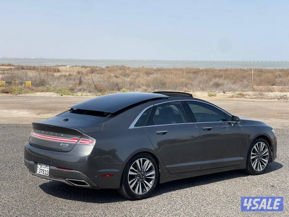 لنكولن - MKZ - موديل / 2018 - كامل المواصفات صبغ وكاله - عداد / 91 الف3